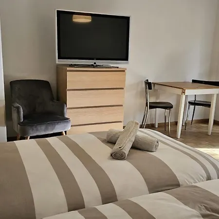 Messe #1 Apartment